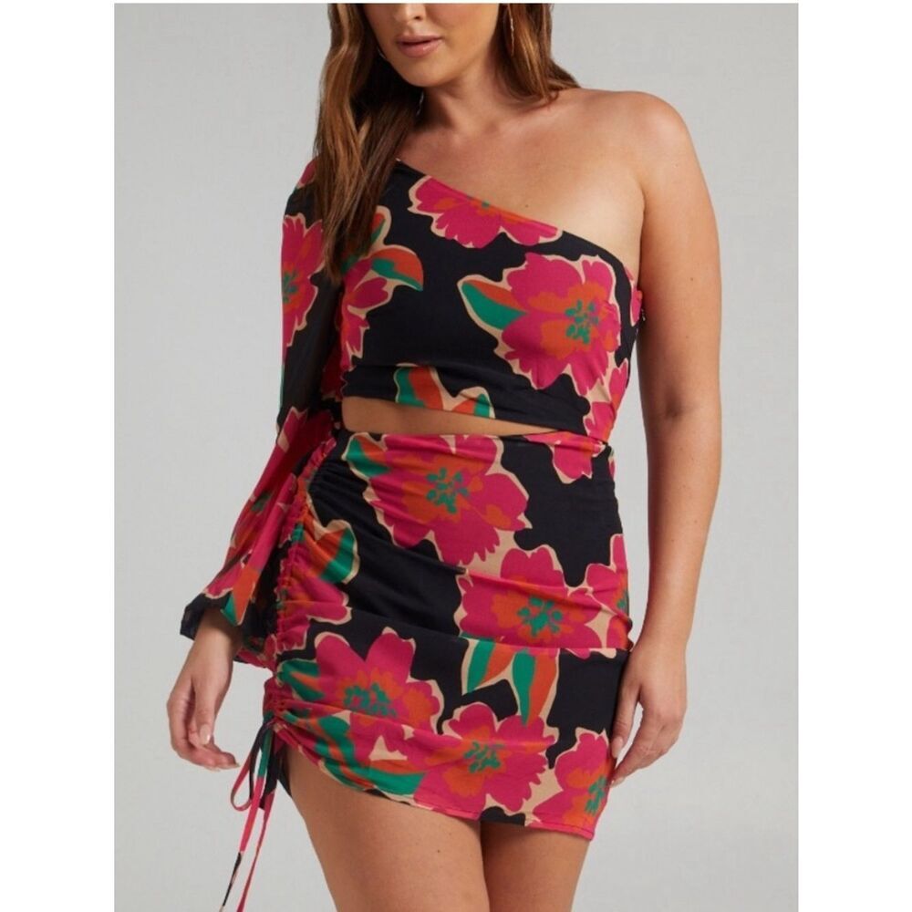 Runaway the label angel one shoulder floral dress size extra small